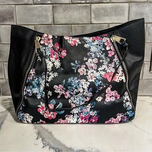 NWT Francesca’s Accessories Insly Floral Tote - Black/Multi